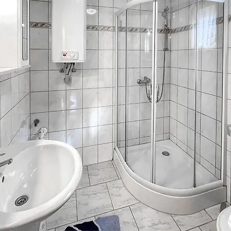 Koelpinseeusedom 度假居 *